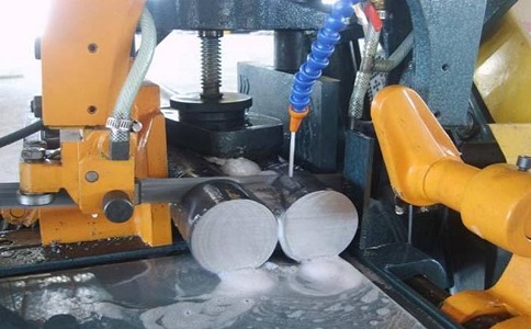 贞丰卧式带锯床的送料方式有哪几种？